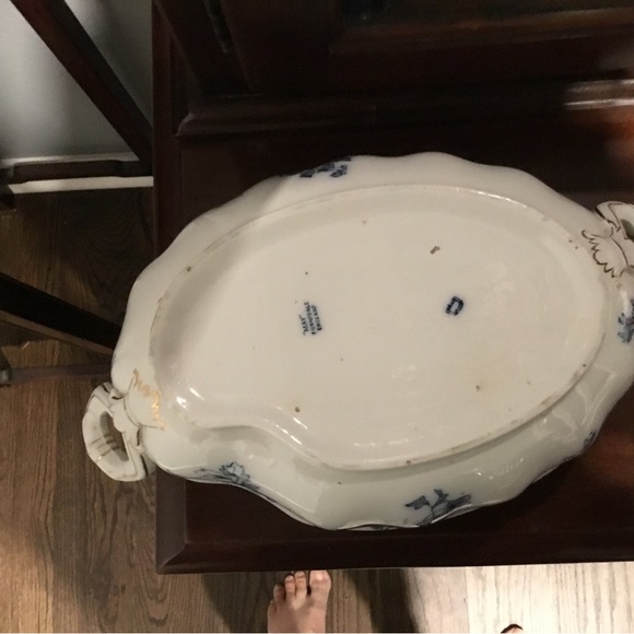 Doris Barka Lace Edge English Bowl - Picture 12 of 12